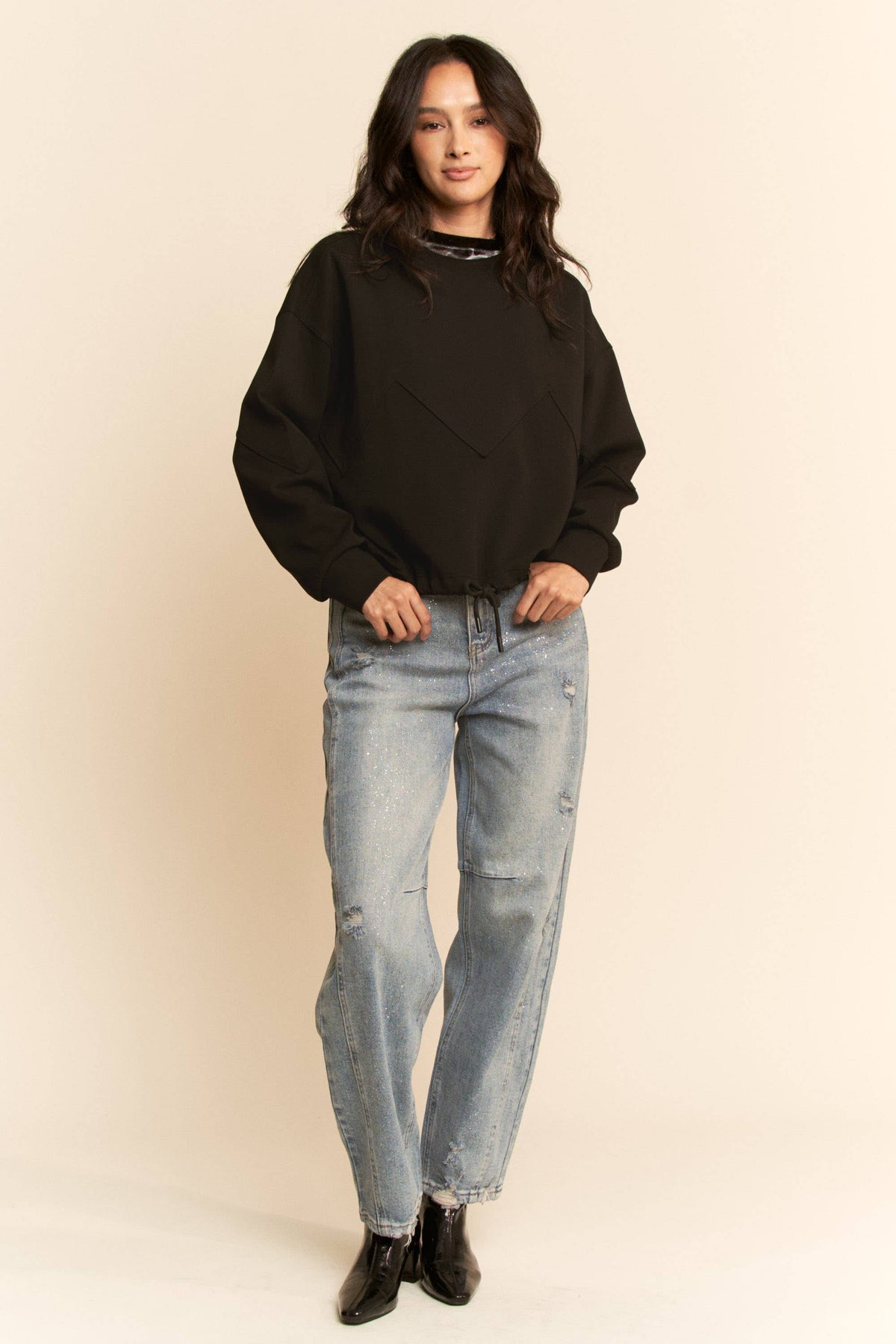 Davi & Dani: Zigzag Seam Drawstring Hem Sweatshirt