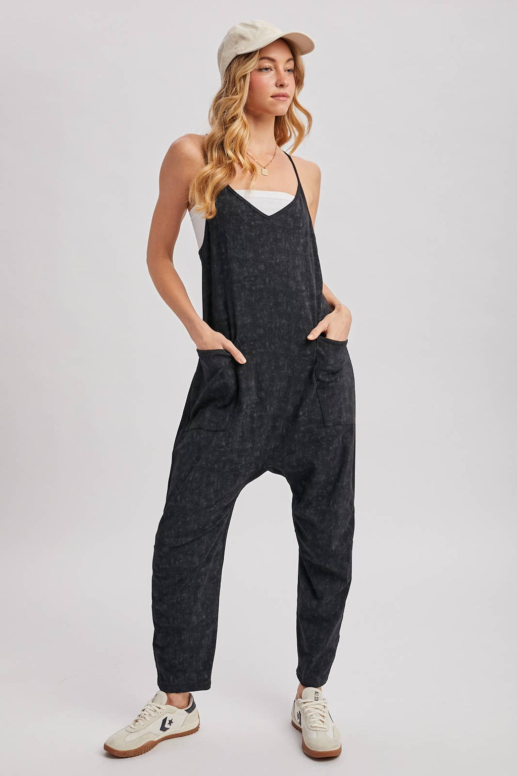 Bluivy: SLEEVELESS V-NECK ONESIE JUMPSUIT WITH POCKETS